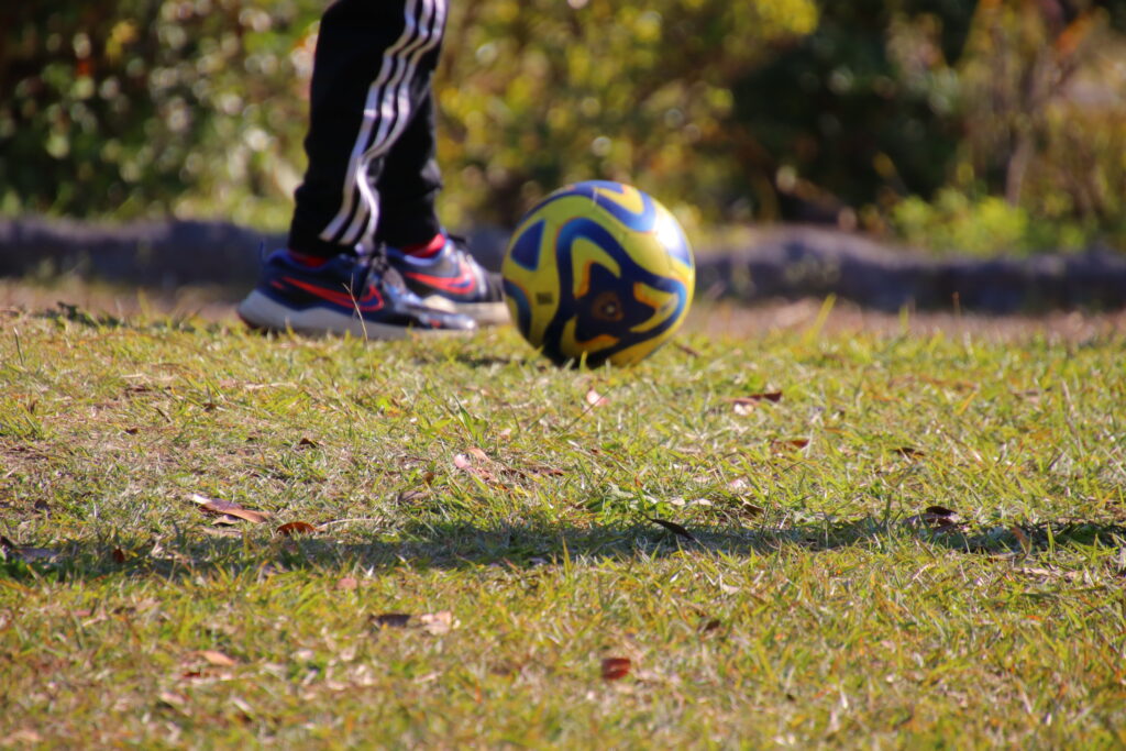 サッカーの習い事の様子