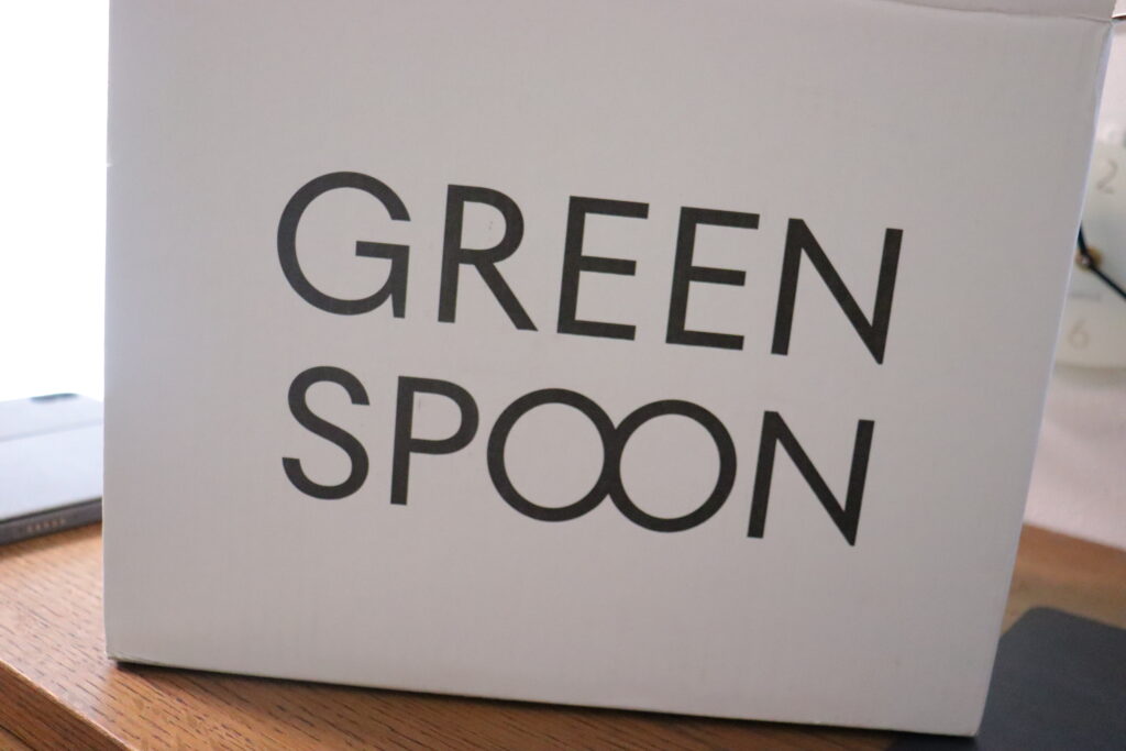 グリーンスプーンのダンボール