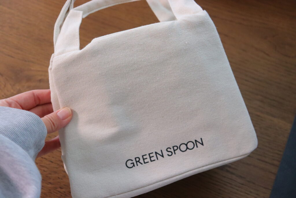 もらえるバッグの裏側