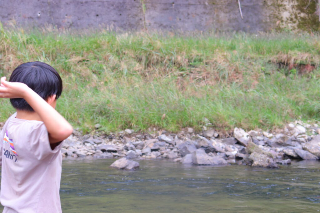 小学生の男の子のイメージ